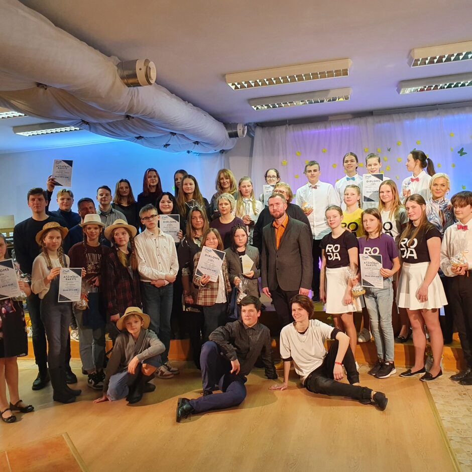 Rojas ritmu dalībnieku kopfoto