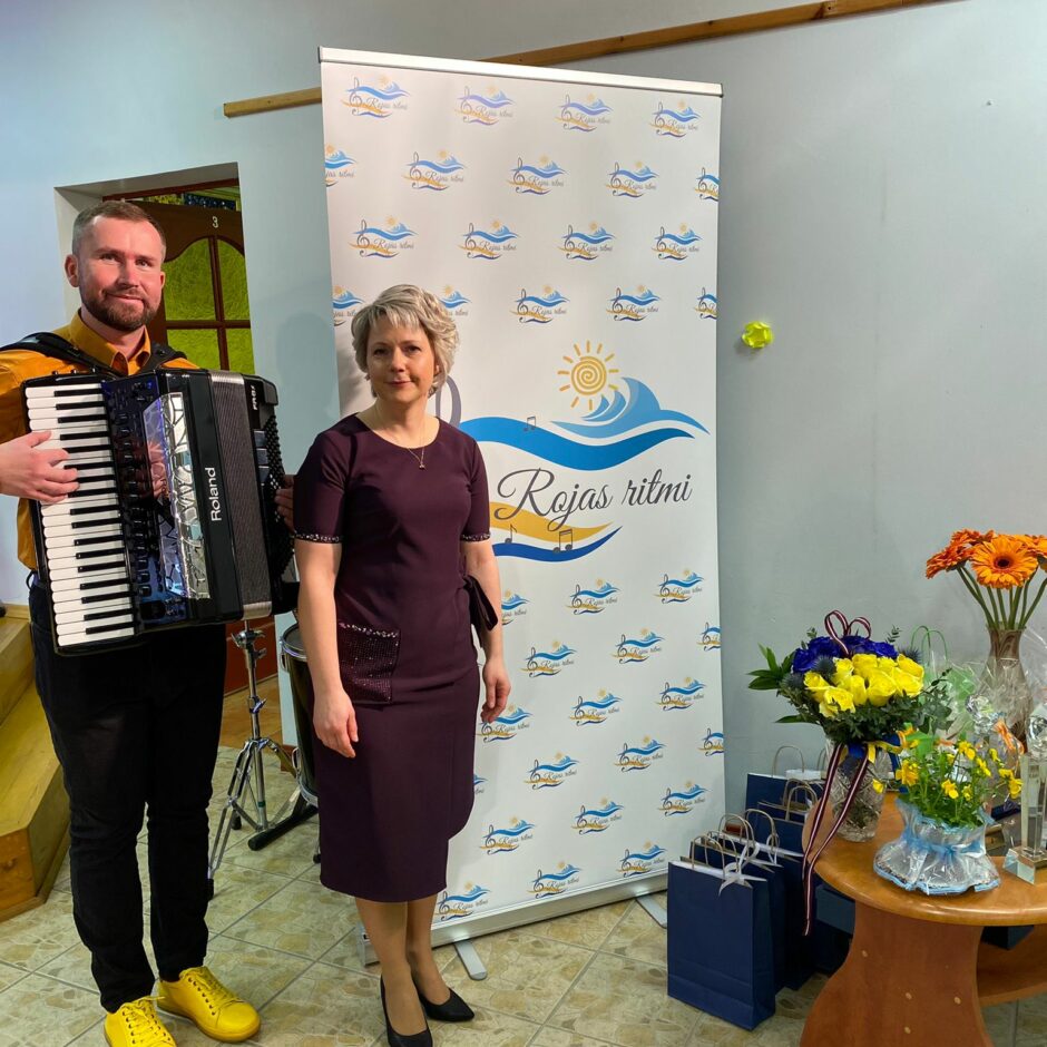 Uzstājas akordeonists P.Ignatjevs