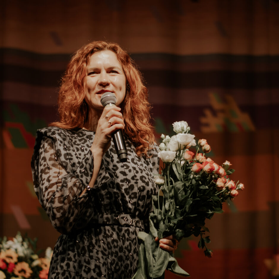 Apsveikums jubilejā no Ozolnieku MS